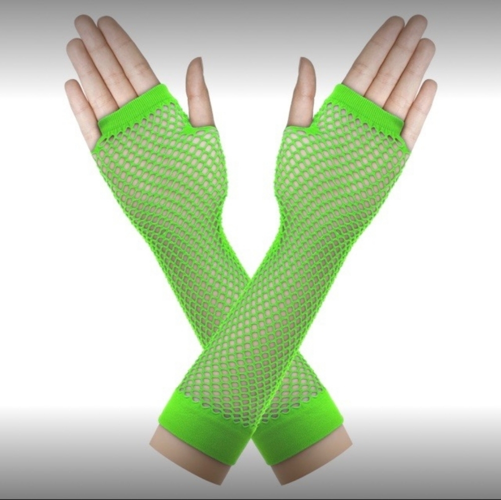 80's Outfit - Picture 2 of 7